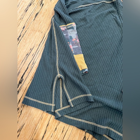 Free People flowy waffle top - Picture 7 of 13